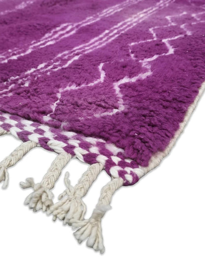Magenta Freehand Linework Modern Boujad Wool Rug 10.1 x 4.79 ft / 308 x 146 cm