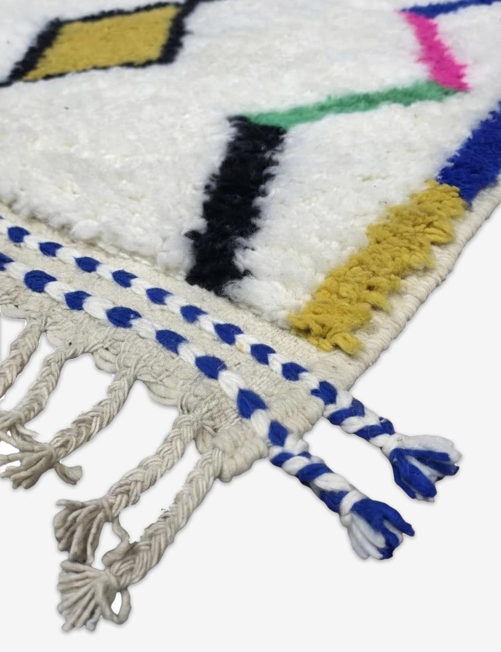 Handmade Azilal Moroccan rug 8.2 x 6 ft / 250 x 185 cm