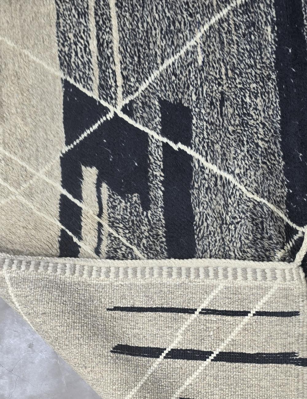 Luxurious Beni M'Rirt Wool Rug Charcoal Diamond Lattice 7.8 x 4.4 ft / 238 x 134 cm