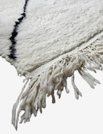 Classic Diamond Berber Wool Rug 13.6 x 10 ft / 415 x 305 cm