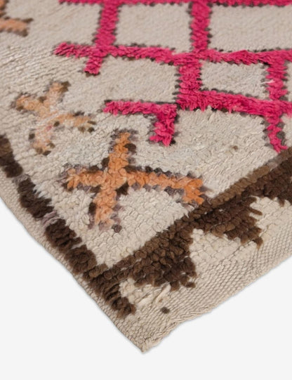 Vintage Moroccan Beige and Pink Azilal Rug 5.4 x 3.28 ft / 165 x 100 cm