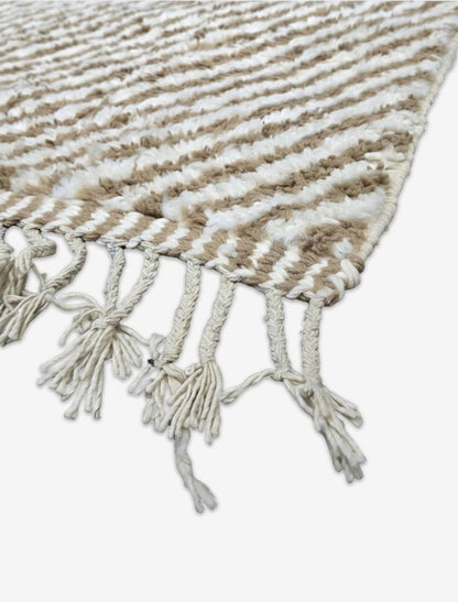 Handwoven Boujad Wool Rug Radiating Chevron 10 x 8.2 ft / 306 x 250 cm