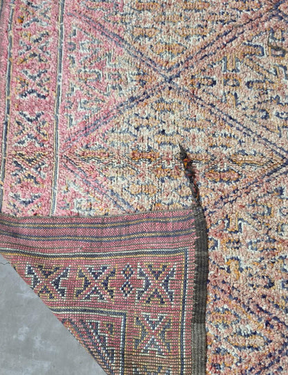 Vintage Beni M'Guild Rug  10.6 x 5.74 ft / 323 x 175 cm