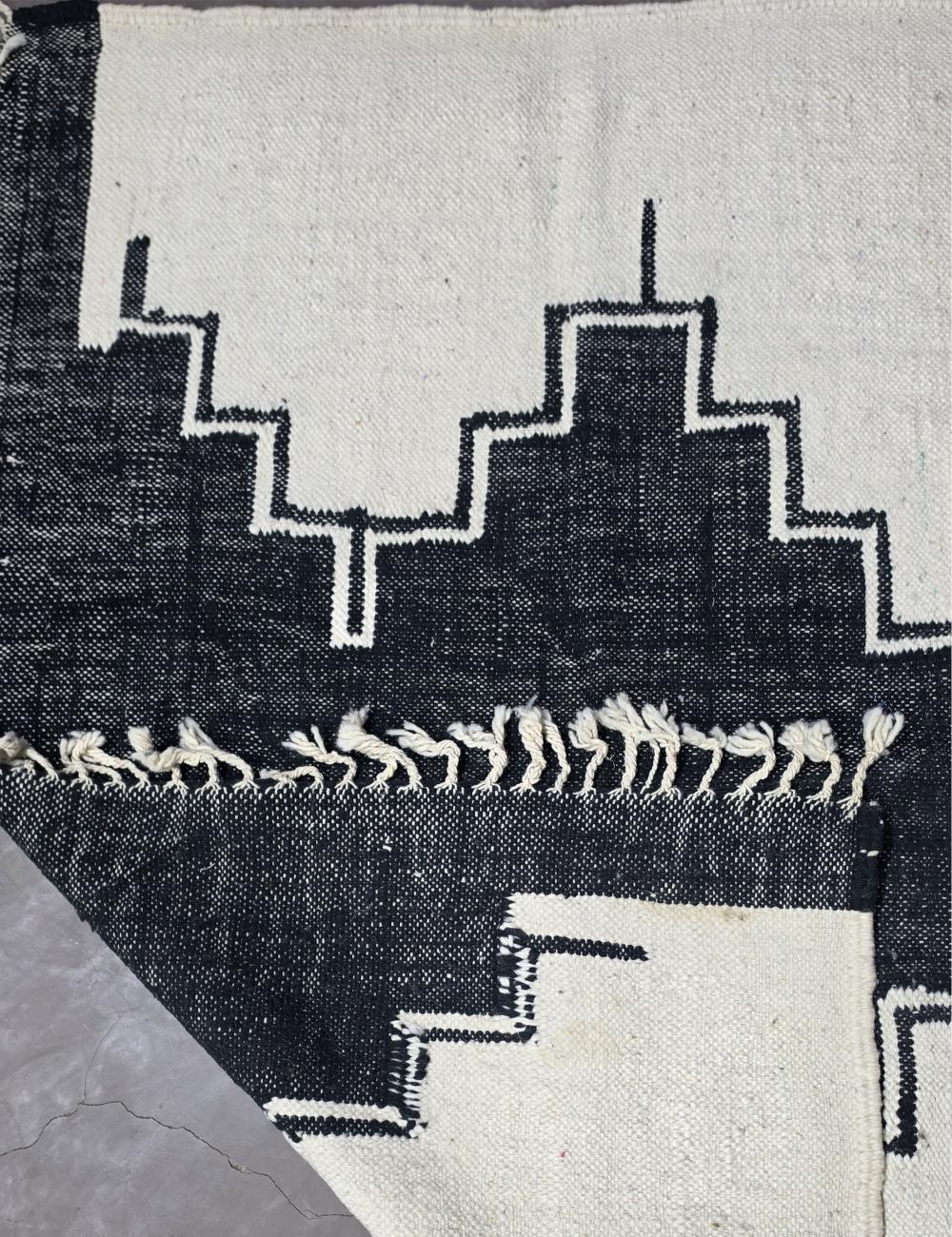 Handwoven Boujad Flatwoven Rug Black Stepped Motif 8.8 x 6.4 ft / 296 x 195 cm