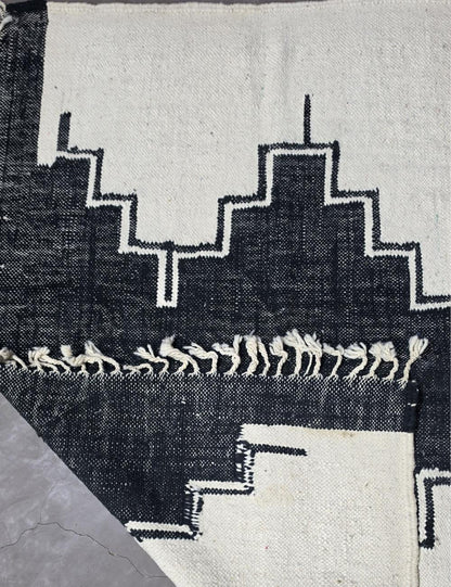 Handwoven Boujad Flatwoven Rug Black Stepped Motif 8.8 x 6.4 ft / 296 x 195 cm