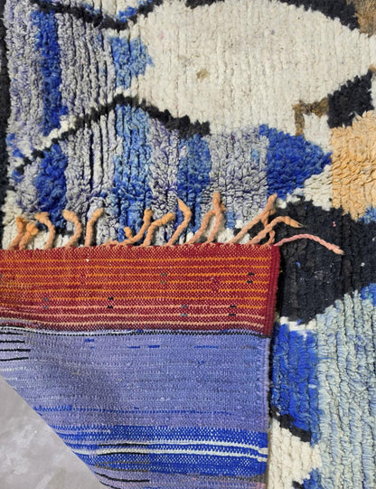 Abstract Moroccan Rug 8.5 x 6.9 ft / 260 x 212 cm