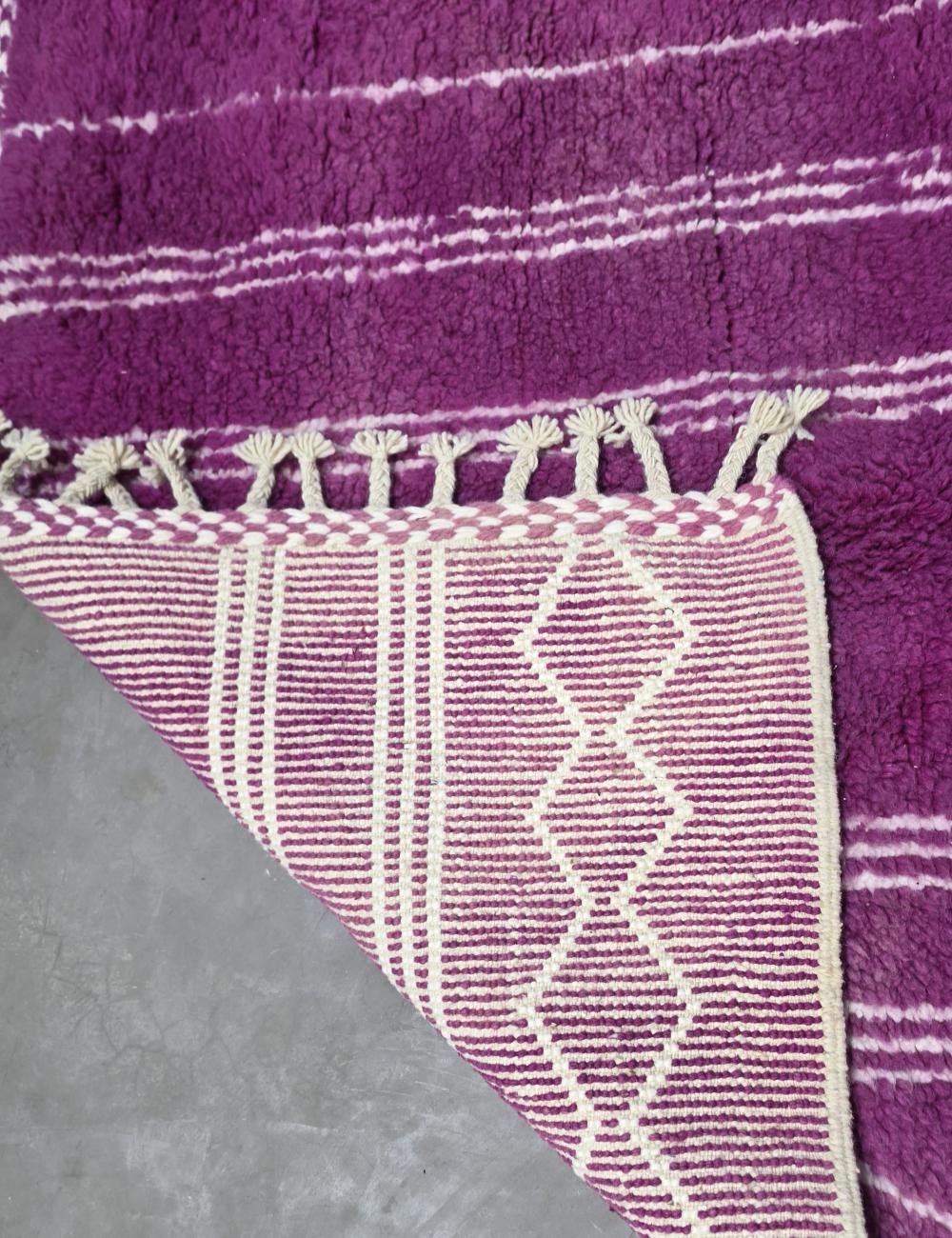Magenta Freehand Linework Modern Boujad Wool Rug 10.1 x 4.79 ft / 308 x 146 cm