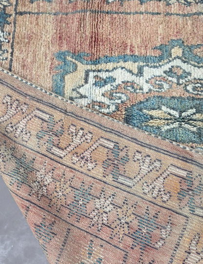 Coral Handwoven Medallion Rug 11 x 6.9 ft / 334 x 212 cm