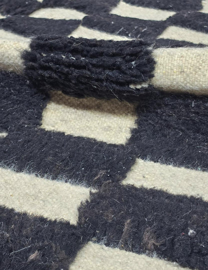 Black and White Checkerboard Wool Rug 4.9 x 3.67 ft / 149 x 112 cm