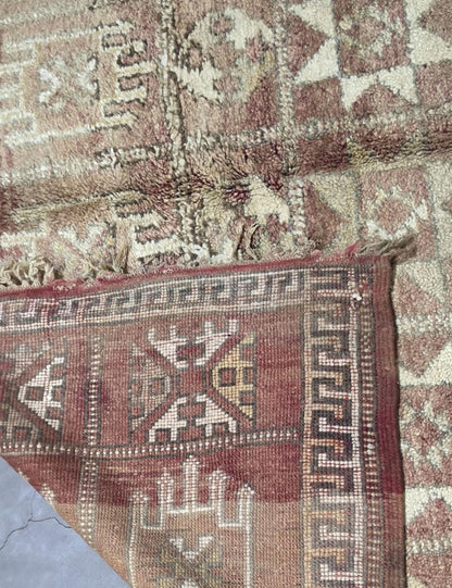 Authentic Vintage Moroccan Rug 7.1 x 6.2 ft / 215 x 190 cm