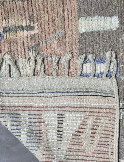 Modern Boujad Wool Rug Two-Tone Abstract Figures 5.7 x 3.81 ft / 175 x 116 cm