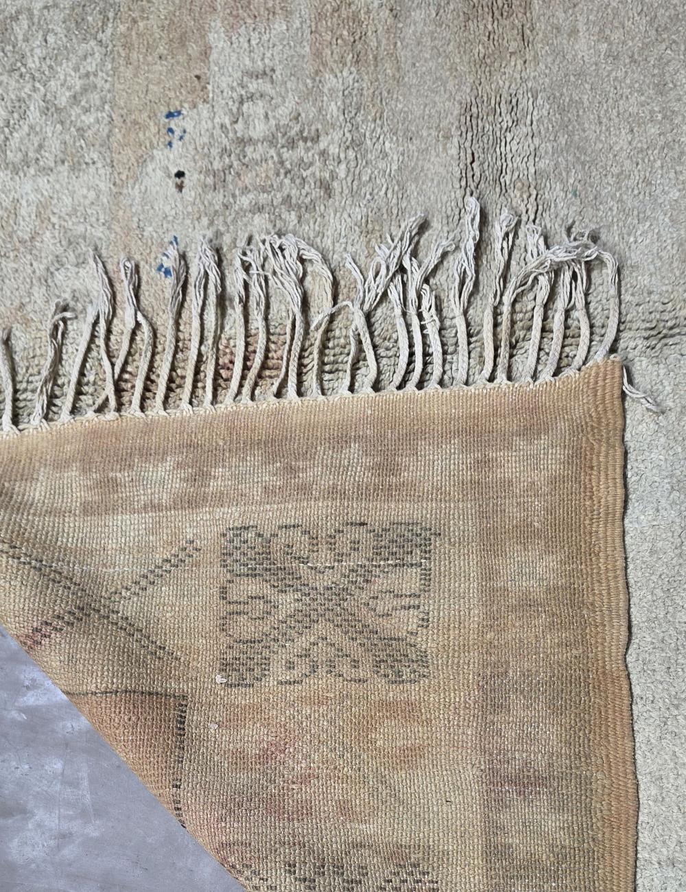 Faded Vintage Moroccan Rug 8.6 x 7.3 ft / 262 x 224 cm