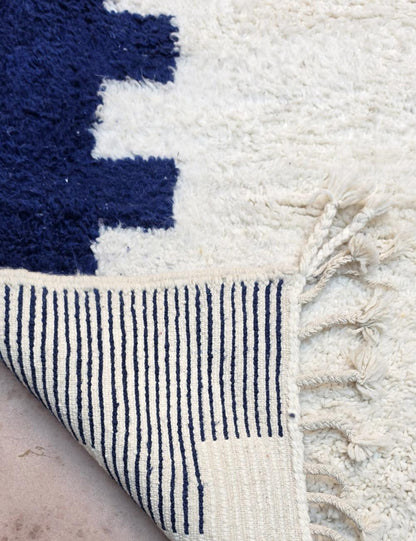 White Wool Rug with Navy Border 9.6 x 8.04 ft / 292 x 245 cm
