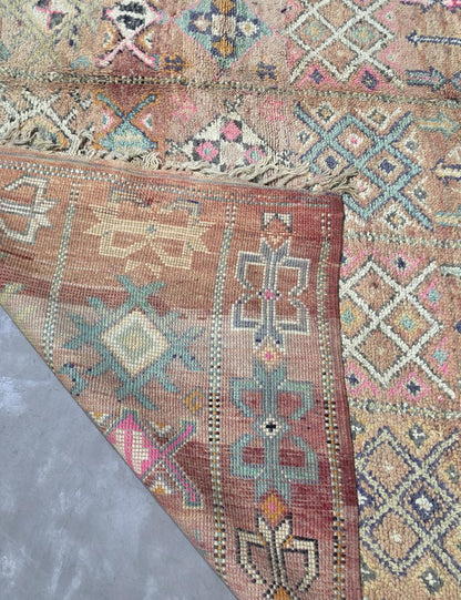 Vintage Wool Area Rug 11 x 7.1 ft / 335 x 218 cm