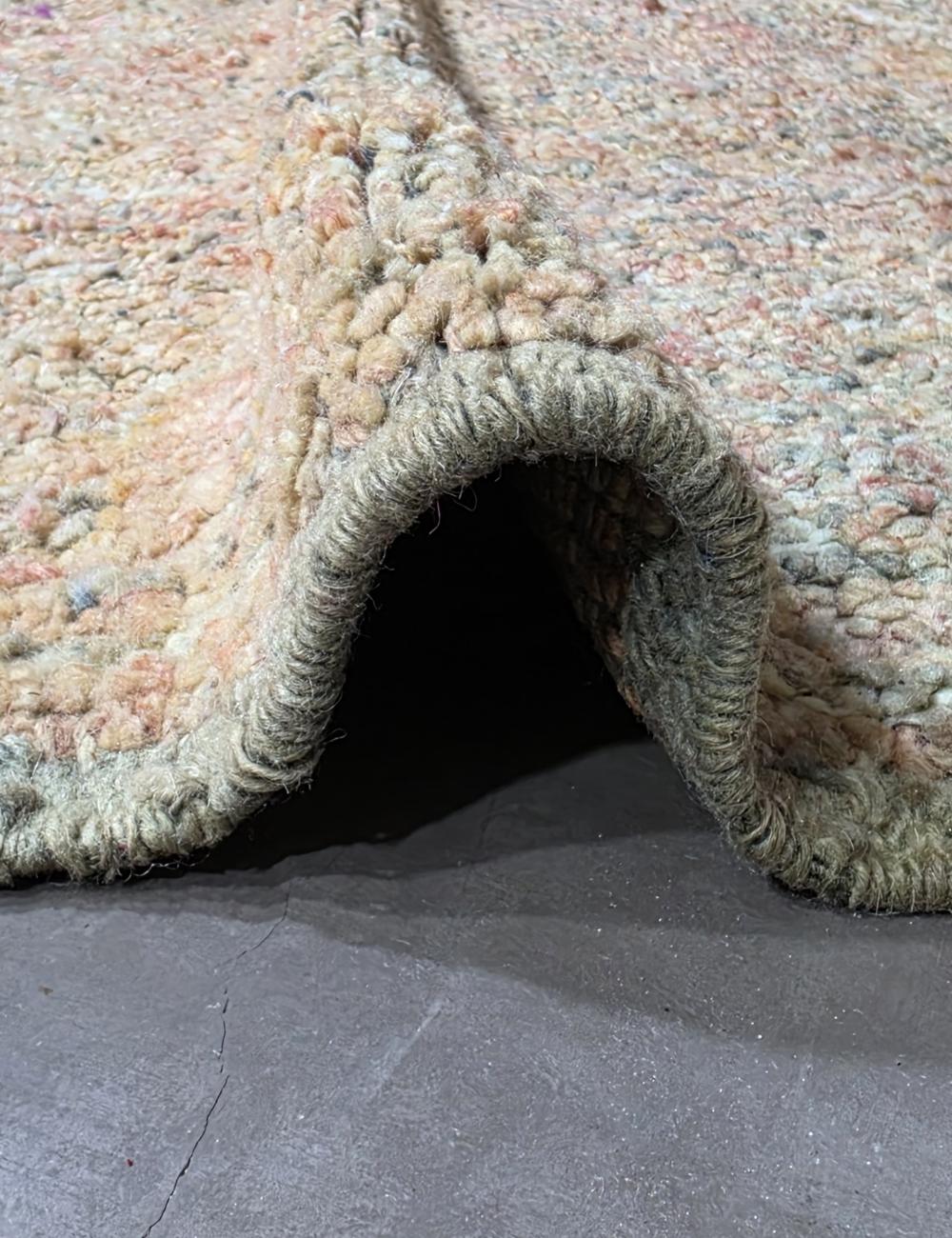 Vintage Beni M'Guild Faded Blush Grey Zigzag Border Handwoven Wool Rug 9.4 x 6.69 ft / 287 x 204 cm