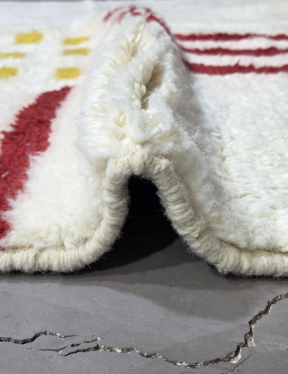 Contemporary Berber Rug 8.7 x 6.5 ft / 264 x 200 cm
