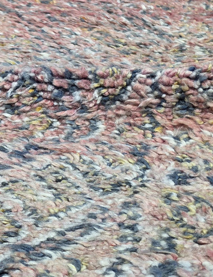Vintage Beni M'Guild Rug 10 x 6.2 ft / 304 x 189 cm