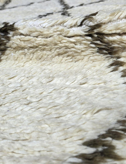 Diamond Lattice Vintage Beni Ourain Wool Rug 9.3 x 5.25 ft / 282 x 160 cm