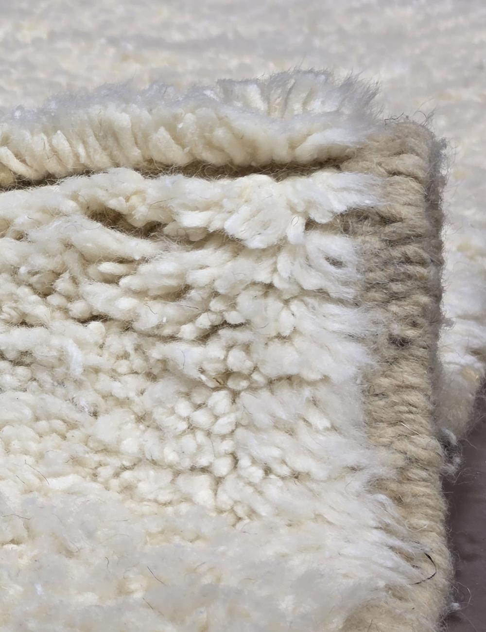 Handwoven Boujad Wool Rug Solid Undyed Ivory 5.2 x 3.15 ft / 160 x 96 cm