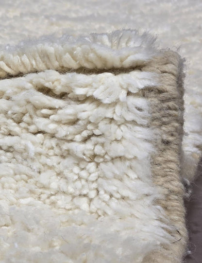 Handwoven Boujad Wool Rug Solid Undyed Ivory 5.2 x 3.15 ft / 160 x 96 cm