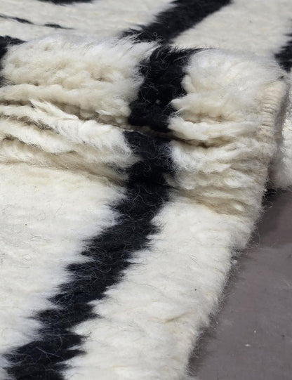 Black and White Moroccan Rug 9.8 x 6.8 ft / 300 x 210 cm