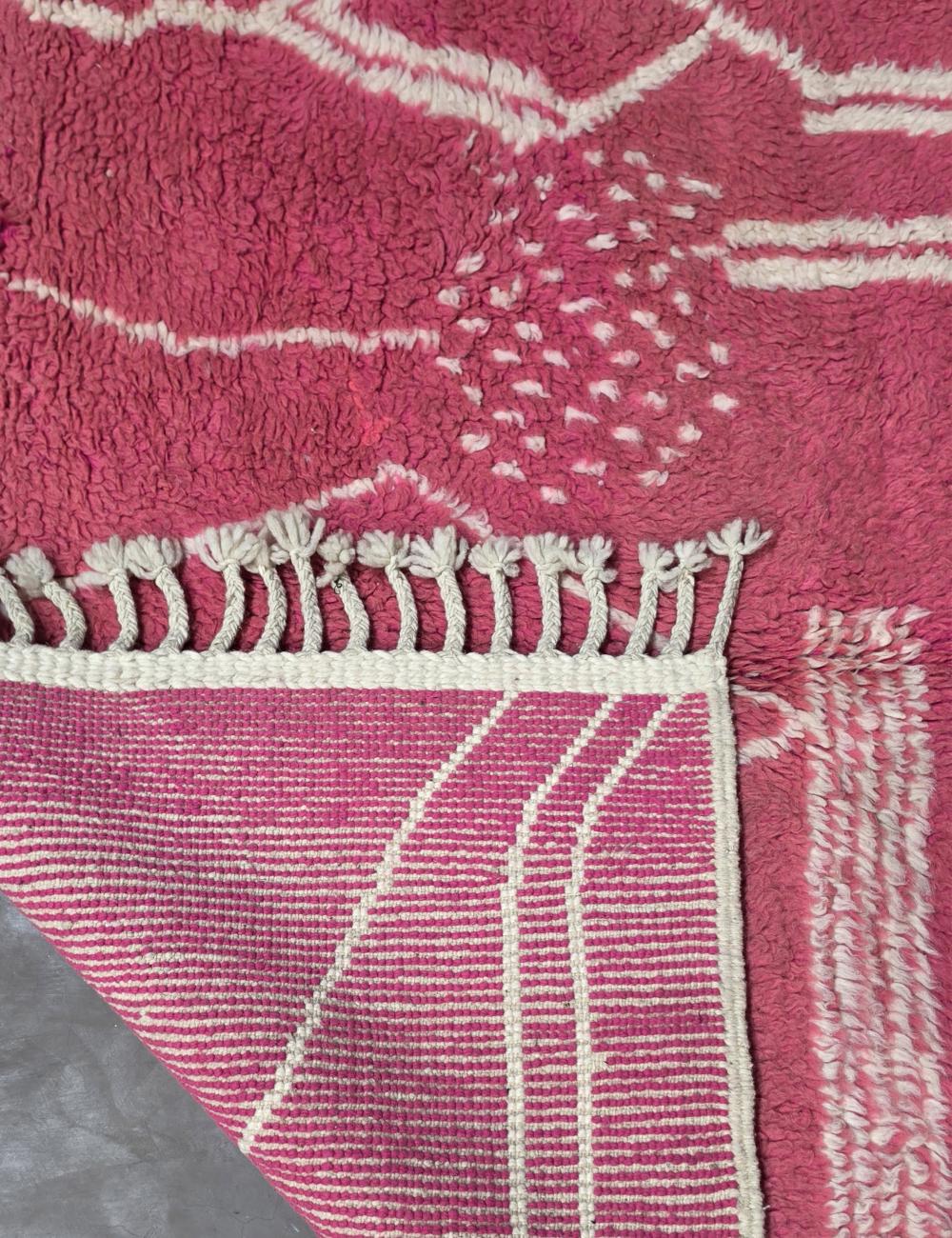 Raspberry Pink Freehand Linework Boujad Wool Rug 7.6 x 4.92 ft / 232 x 150 cm