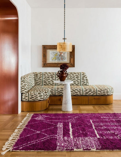 Magenta Freehand Linework Modern Boujad Wool Rug 10.1 x 4.79 ft / 308 x 146 cm