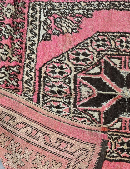 Pink Moroccan Tribal Rug 8.6 x 5.6 ft / 263 x 173 cm