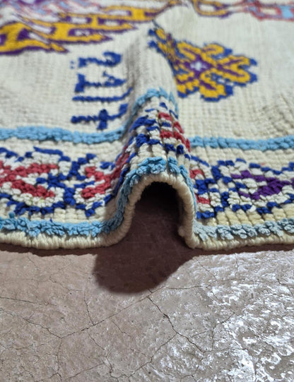 Vintage Tribal Medallion Azilal Rug 5.8 x 4.2 ft / 178 x 128 cm