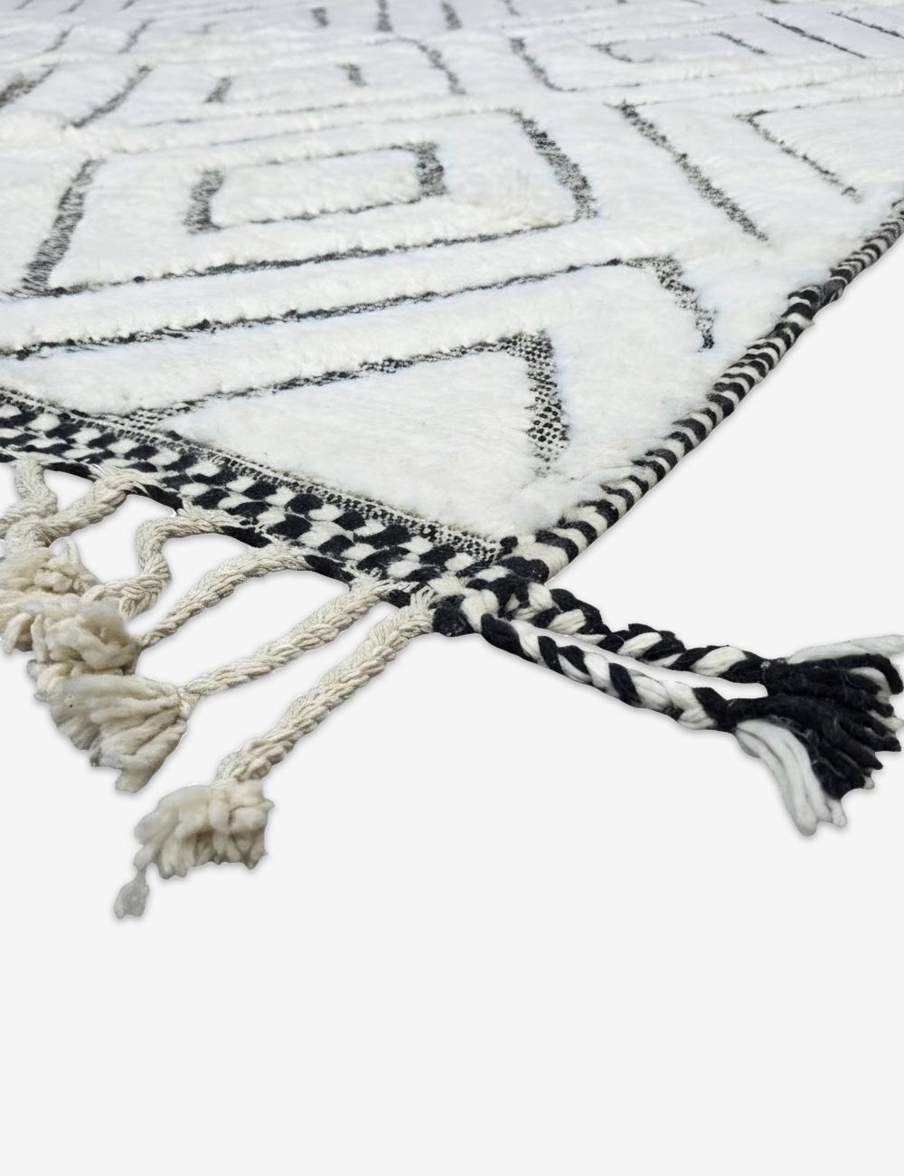 Beni Ourain Style Rug 9.3 x 8.6 ft / 283 x 262 cm