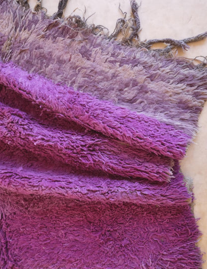 Solid Moroccan Purple Rug 9.2 x 5.1 ft / 281 x 158 cm - Surcoma