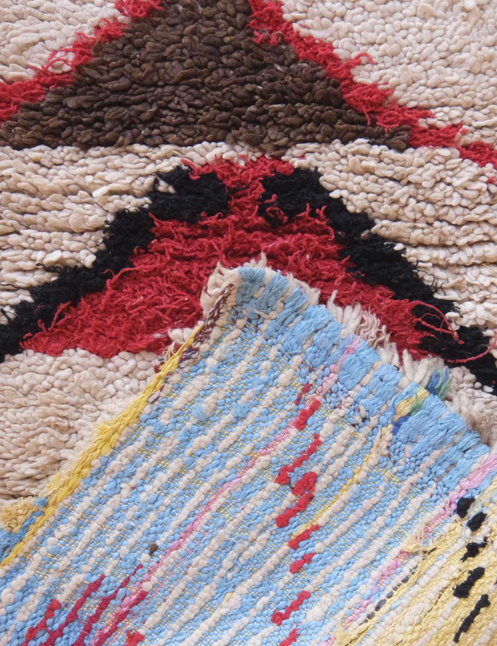 Moroccan Berber Rug with Bold Chevron Tribal Design 5.6 x 2.6 ft / 172 x 80 cm