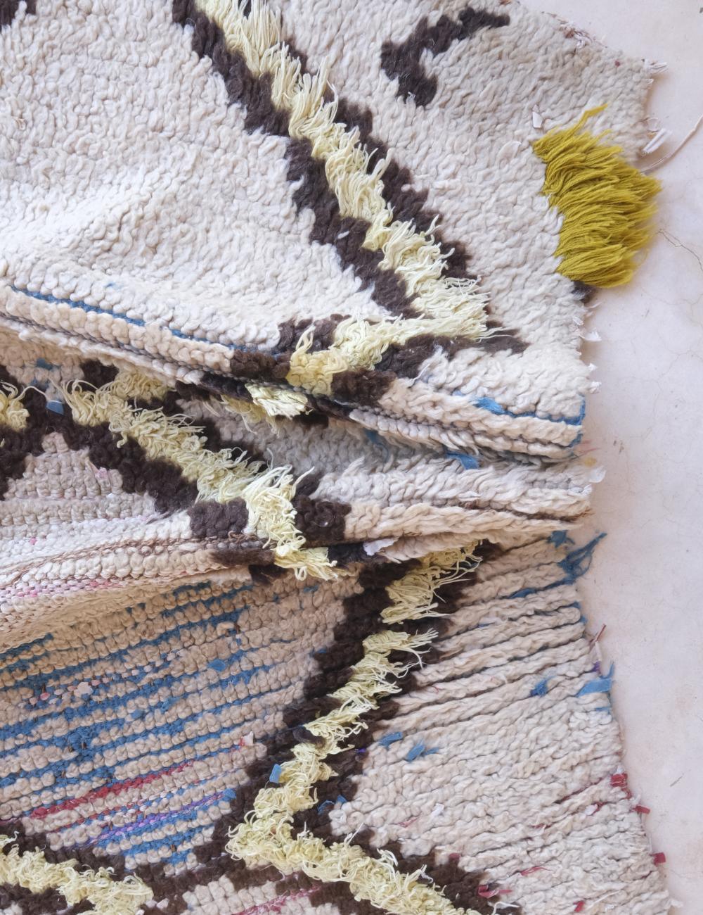 Azilal Moroccan Runner Rug 5.7 x 2.3 ft / 175 x 72 cm - Surcoma