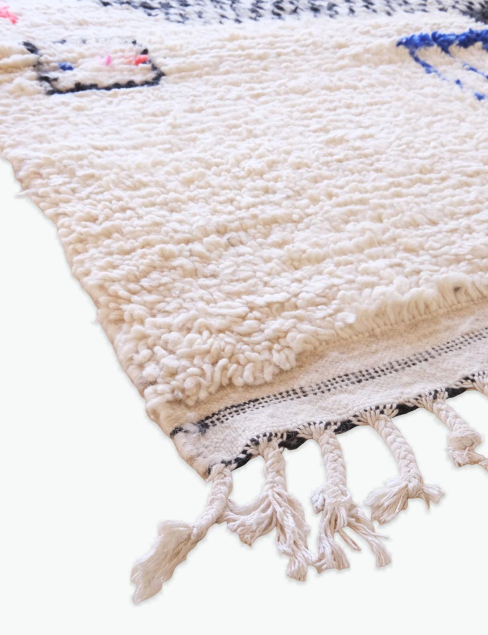 Handwoven Azilal Wool Rug 9.5 x 6.4 ft / 290 x 195 cm