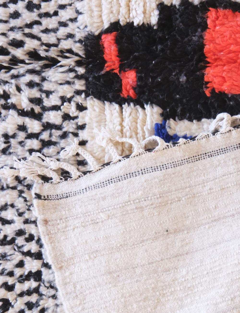 Handwoven Azilal Wool Rug 9.5 x 6.4 ft / 290 x 195 cm