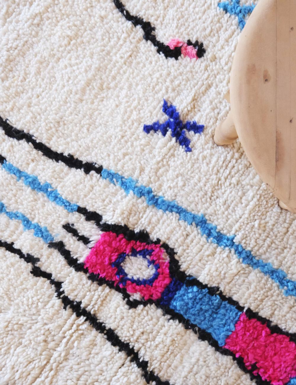 Contemporary Azilal Rug 10 x 7.1 ft / 305 x 219 cm