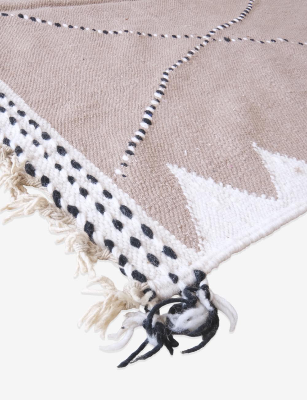 Beige Kilim Moroccan Rug 10.1 x 5.9 ft / 309 x 180 cm