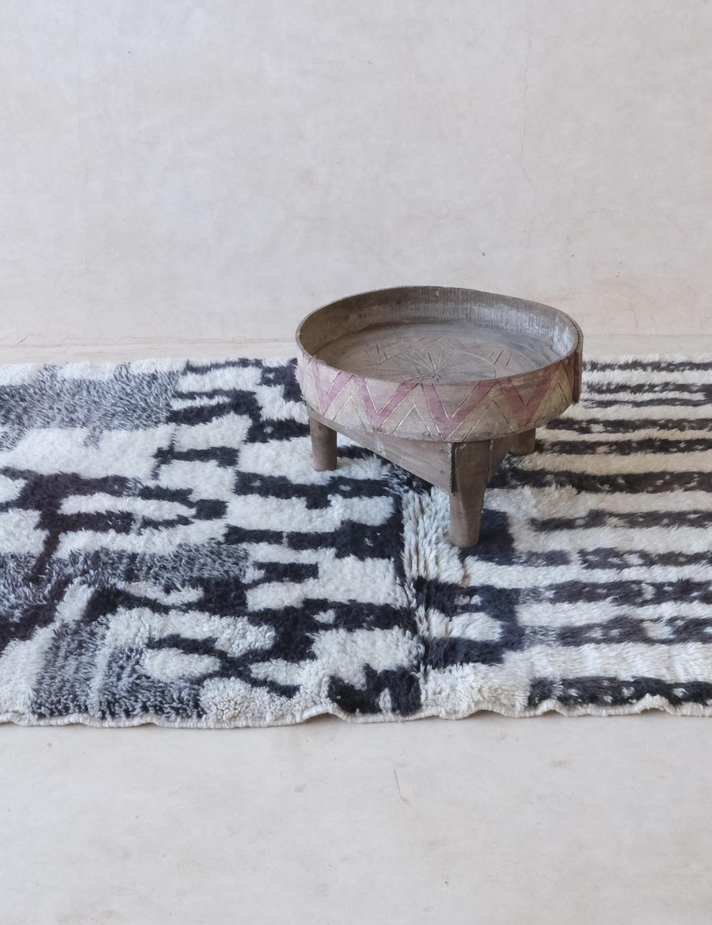 Beni Mrirt Moroccan Abstract Shag Wool Rug – 5.2 x 3.6 ft (158 x 112 cm) Handmade

