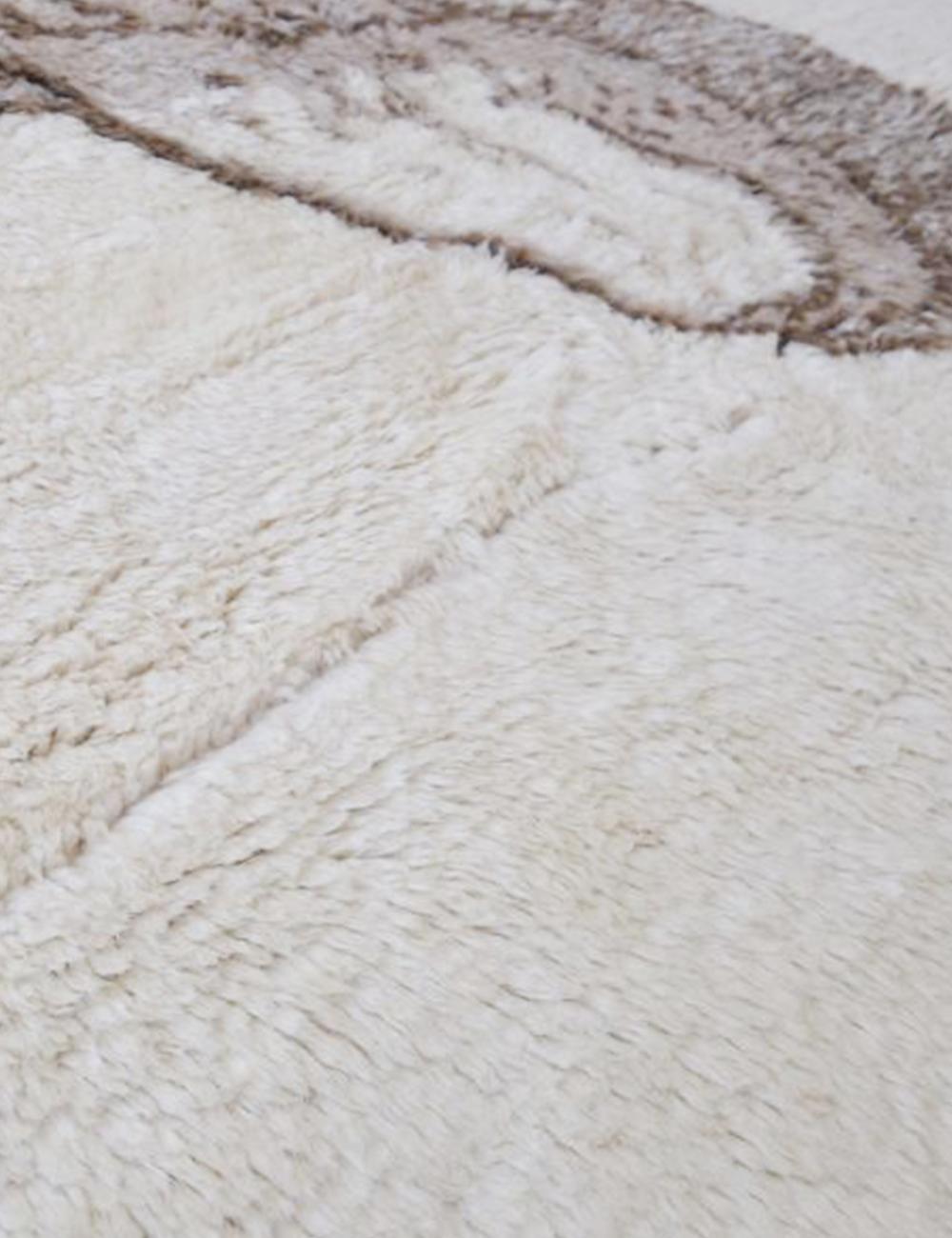 Beni Mrirt Moroccan Contemporary Bird Rug – 6.6 x 5 ft (202 x 153 cm) Handmade


