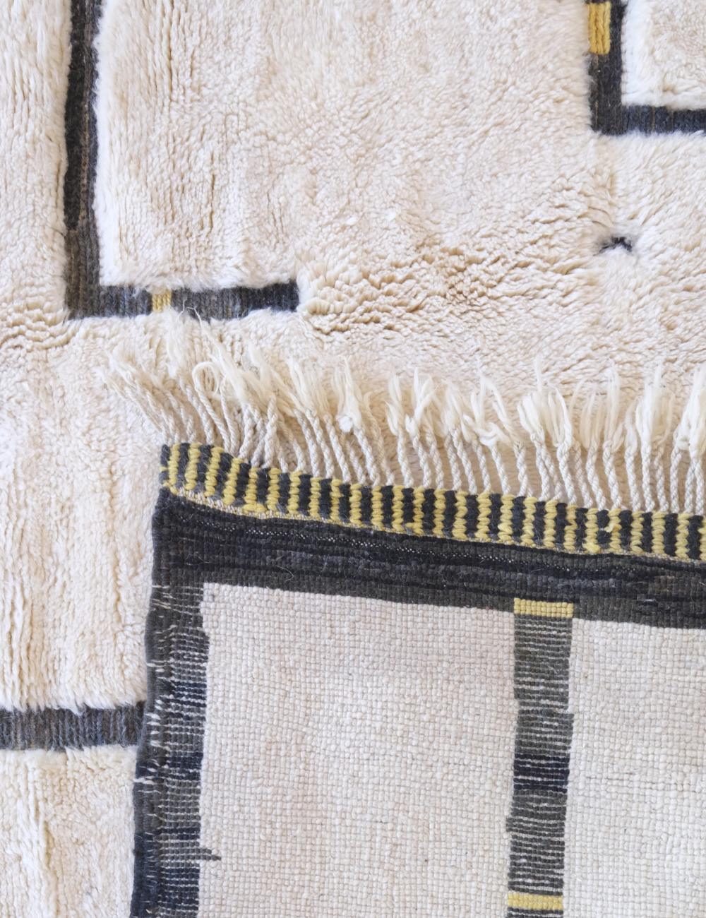 Beni Mrirt Moroccan Luxurious Plush Wool Rug – 10.3 x 7.2 ft (314 x 220 cm) Handmade

