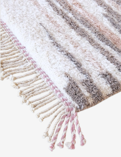 Beni Mrirt Moroccan Luxury Wool Rug5.4 x 3.7 ft / 165 x 114 cm - Surcoma