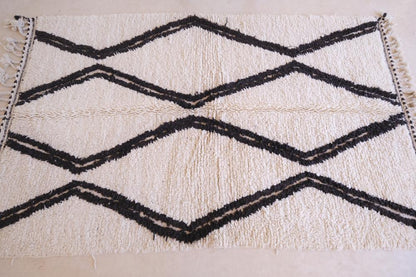 Black and White Moroccan Rug 8 x 4.9 ft / 243 x 151 cm - Surcoma