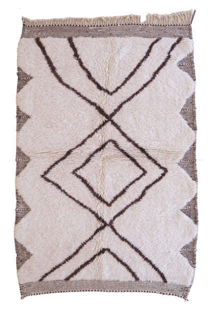 Beni Ourain Moroccan Carpet 8.2 x 5.1 ft / 249 x 158 cm - Surcoma