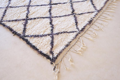 Morocan Beni Ourain Wool Rug 9.2 x 5.2 ft / 280 x 161 cm - Surcoma