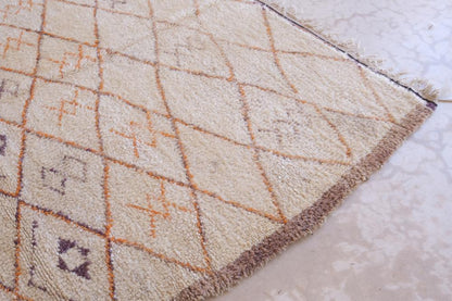 Beni Ourain Rug 7.7 x 6.2 ft / 234 x 190 cm - Surcoma