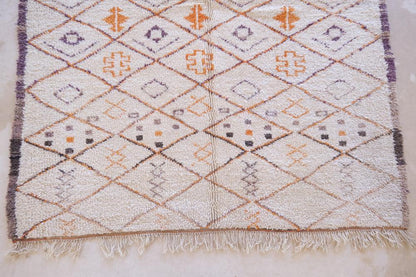 Beni Ourain Rug 7.7 x 6.2 ft / 234 x 190 cm - Surcoma