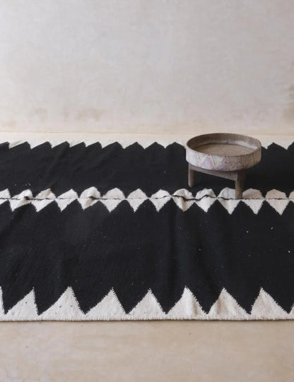 Black Kilim Moroccan Rug 9.9 x 6.6 ft / 303 x 203 cm - Surcoma