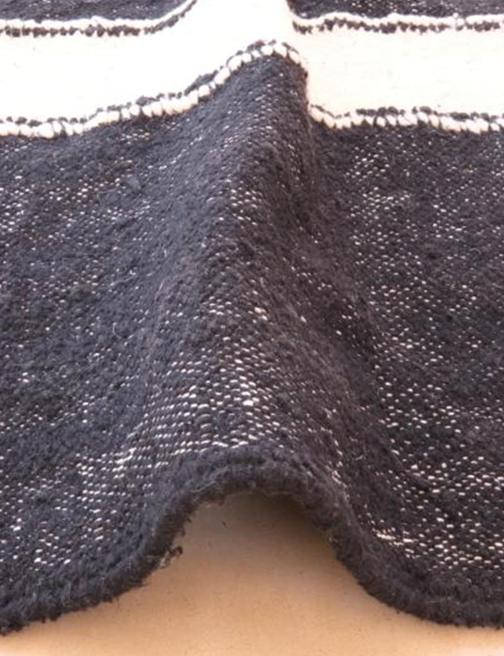 Black and White Custom Moroccan Kilim Rug - Forma 31