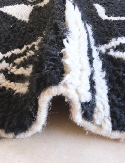 Black Tribal Moroccan Wool Rug 9 x 6.7 ft / 273 x 206 cm - Surcoma