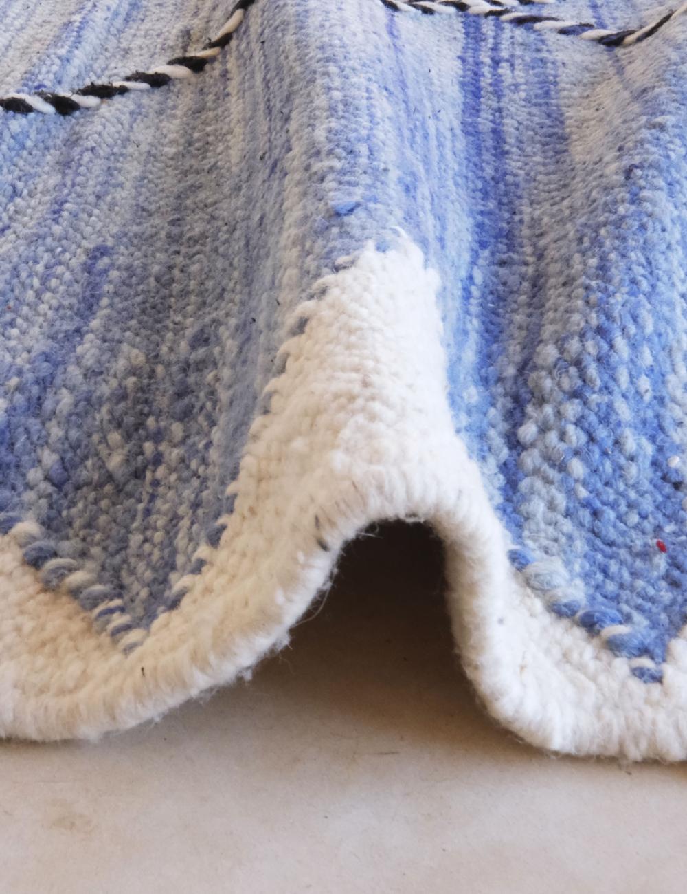 Contemporary Moroccan Flatweave Rug 10.9 x 6.3 ft / 332 x 192 cm